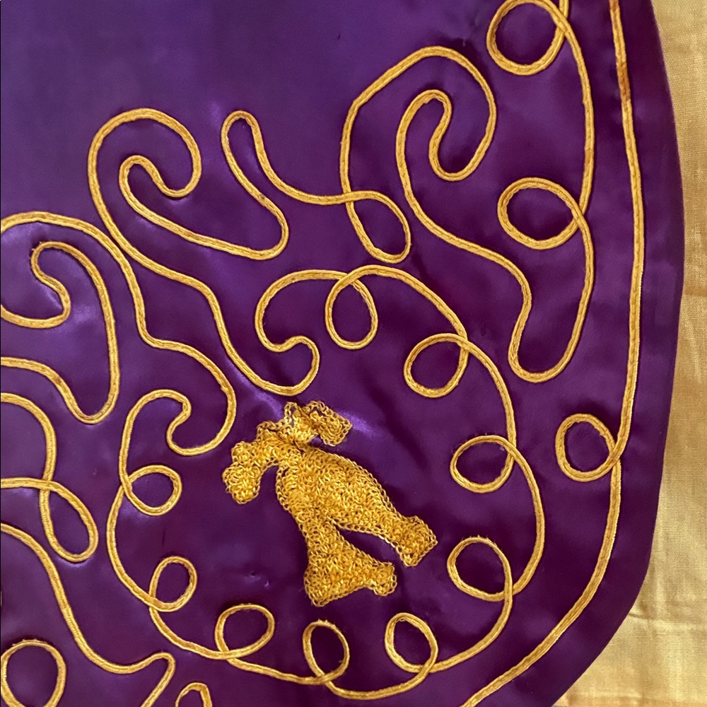 Lions Club International 60’s Purple and Gold Embroidered Vest - Picture 6 of 10